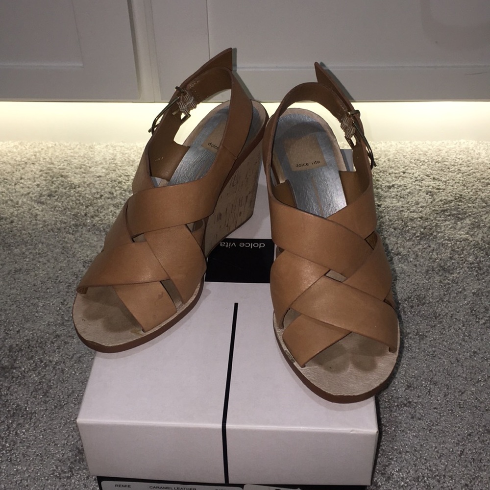 Dolce Vita Remie Wedges size 7
